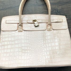 Aldo bag structured NEW cream color